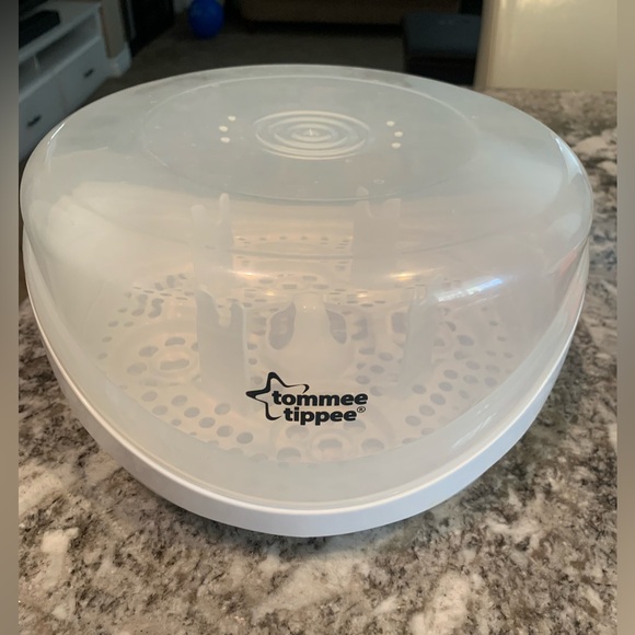 Tommee Tippee baby bottle sterilizer - Picture 1 of 2